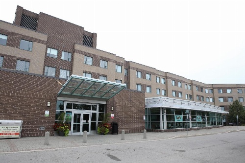 Residence & Conference Centre - Hamilton image 3